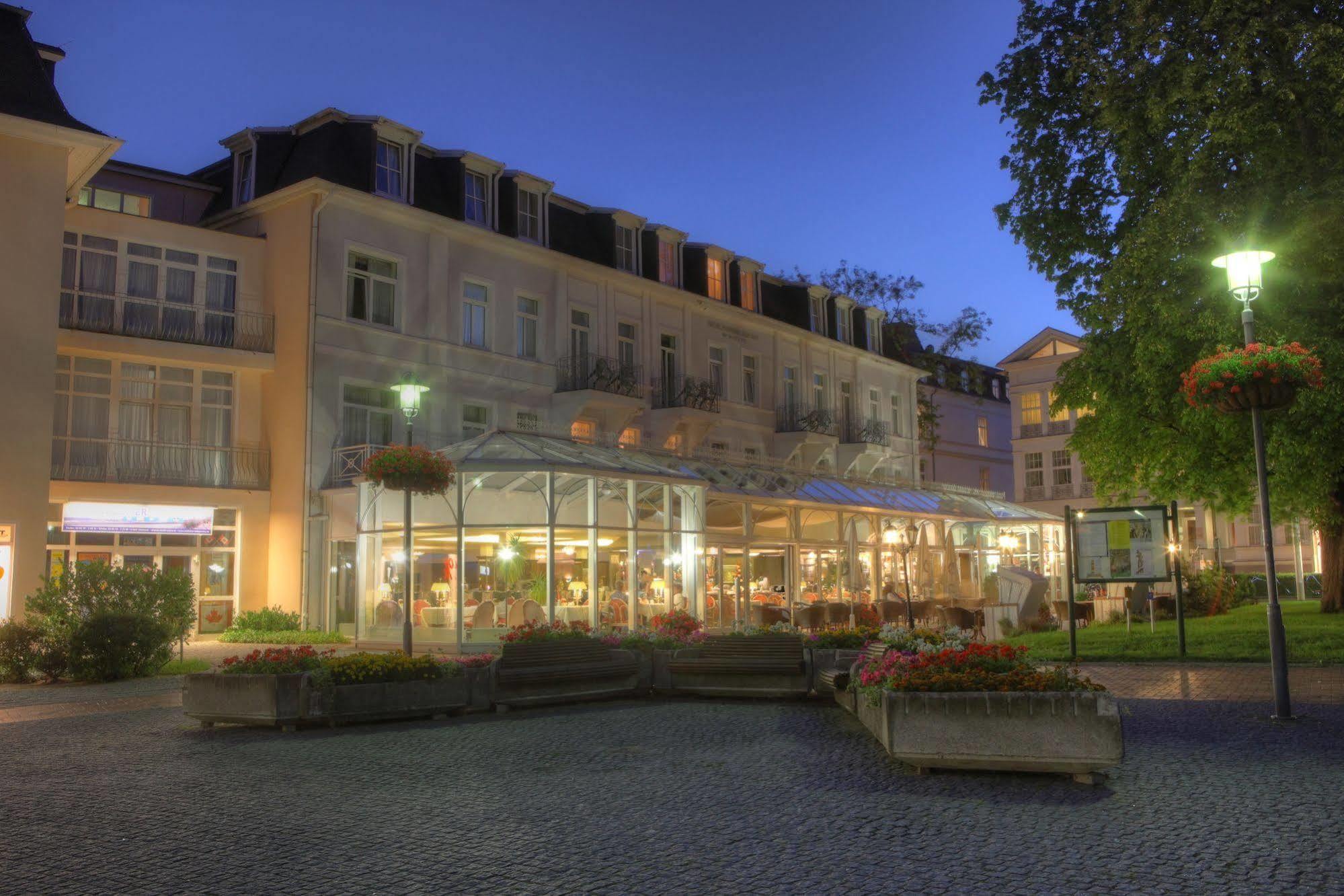 Seetelhotel Pommerscher Hof Heringsdorf  Exteriér fotografie