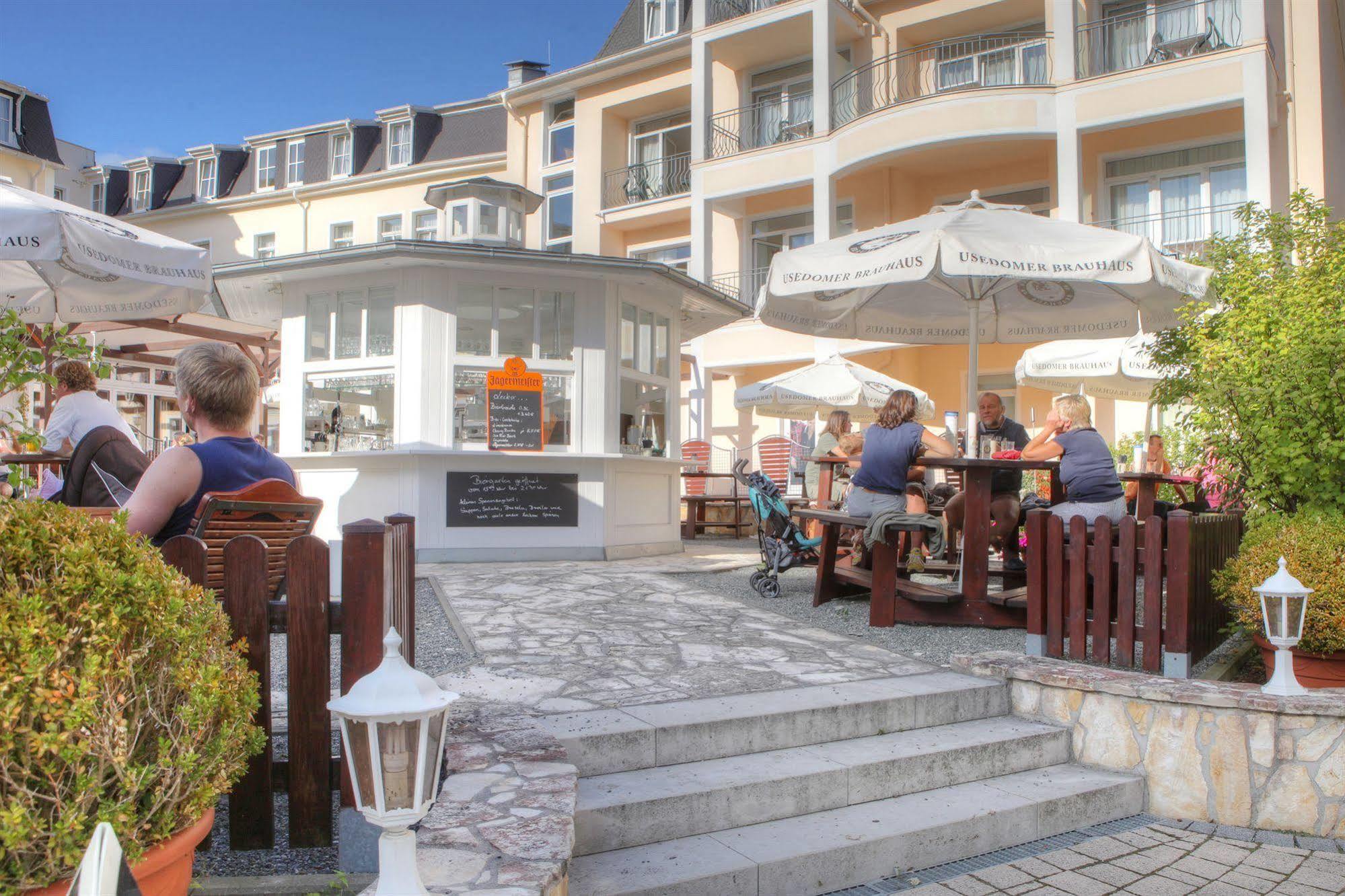 Seetelhotel Pommerscher Hof Heringsdorf  Exteriér fotografie